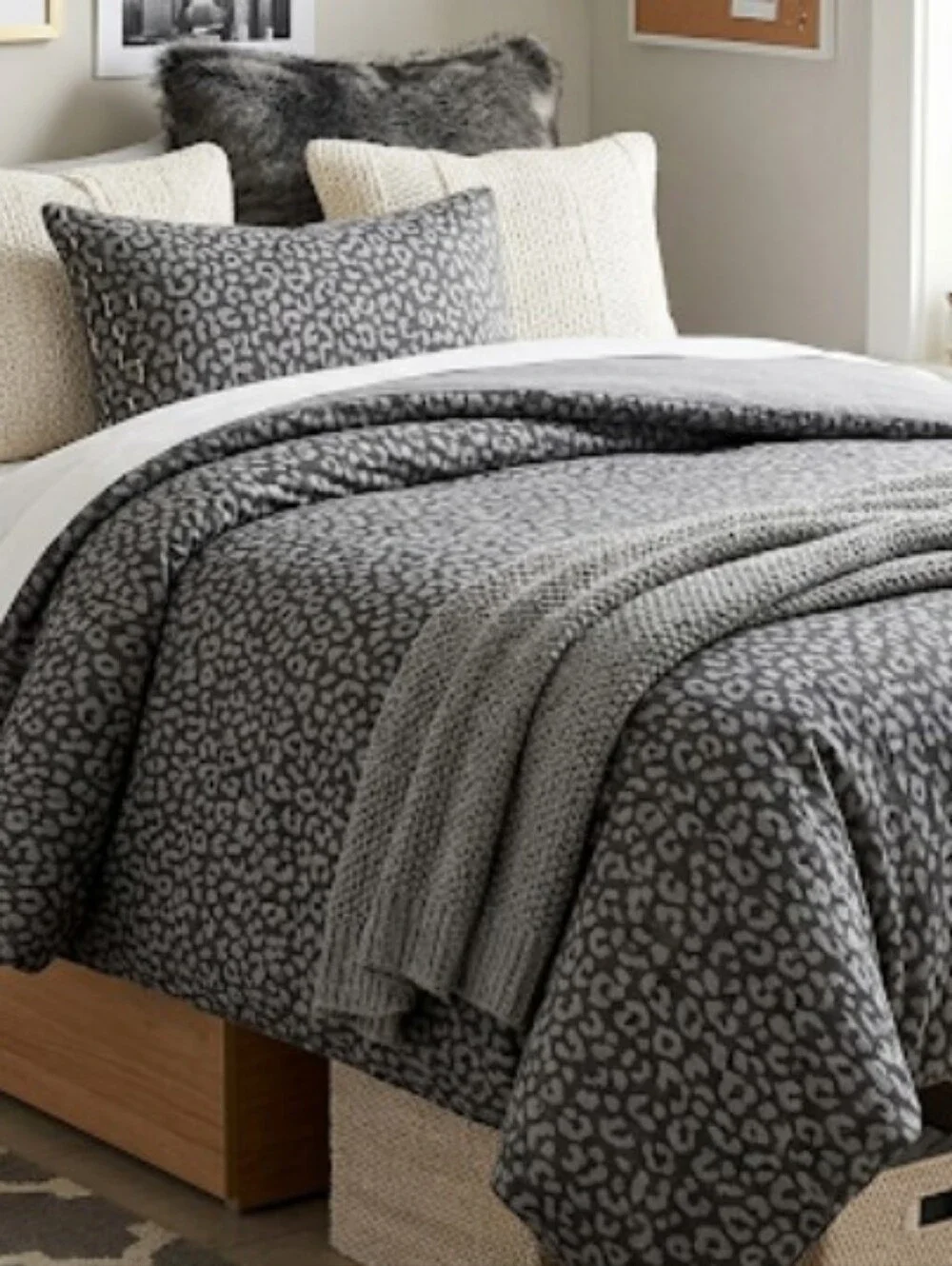 Pottery Barn Teen PBTeen Black & Gray Leopard Cheetah Print Twin Duvet Cover